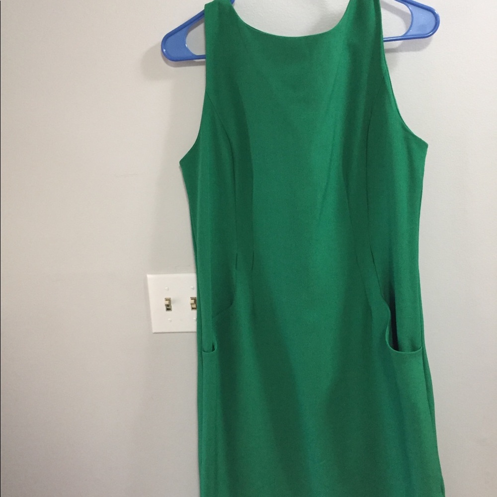 Beautiful Green Dress with Pockets